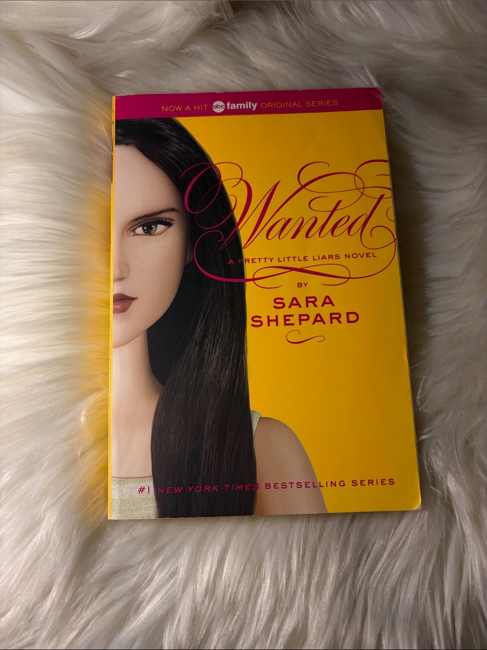 📚 3 for $15 📚 Wanted by sara shepard